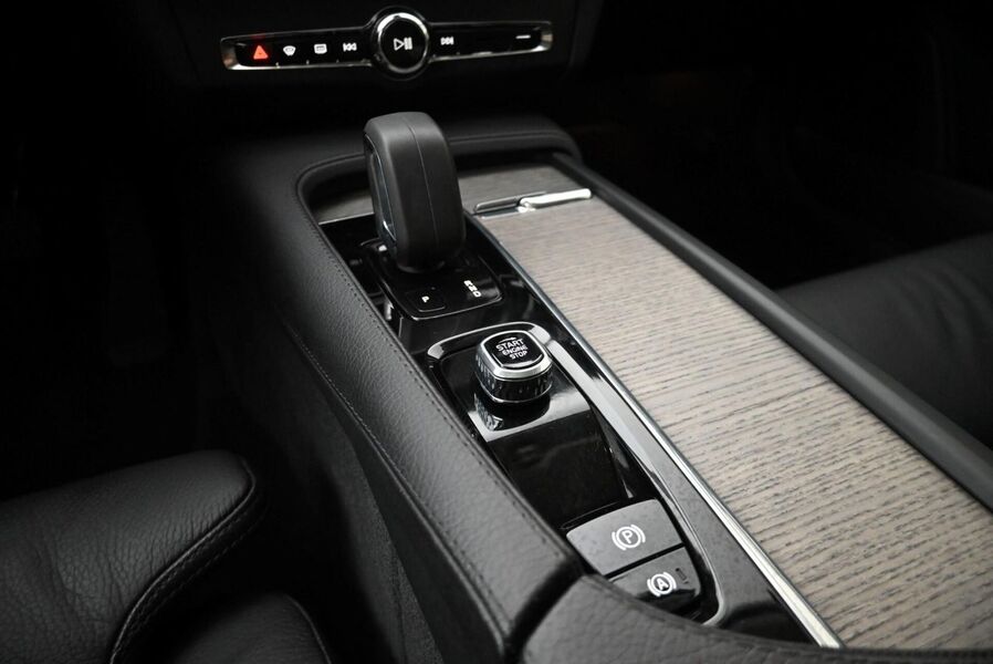 Volvo V90 Cross Country vaihtoauto