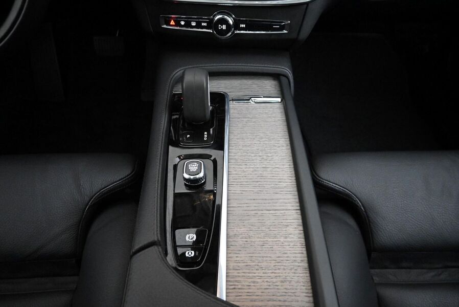 Volvo V90 Cross Country vaihtoauto