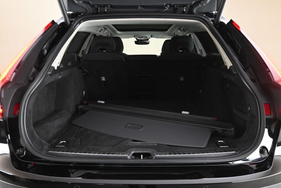 Volvo V90 Cross Country vaihtoauto