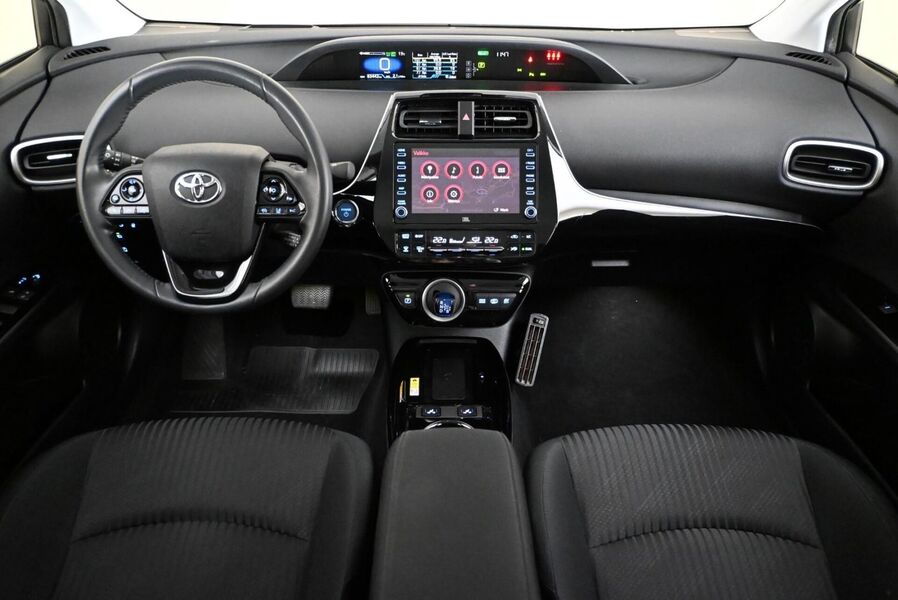 Toyota Prius Plug-in vaihtoauto