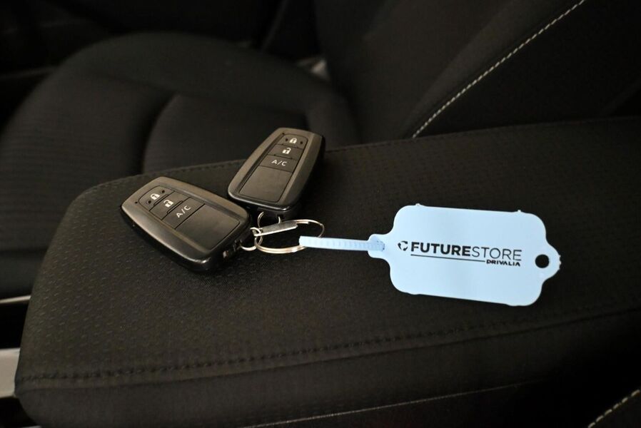 Toyota Prius Plug-in vaihtoauto