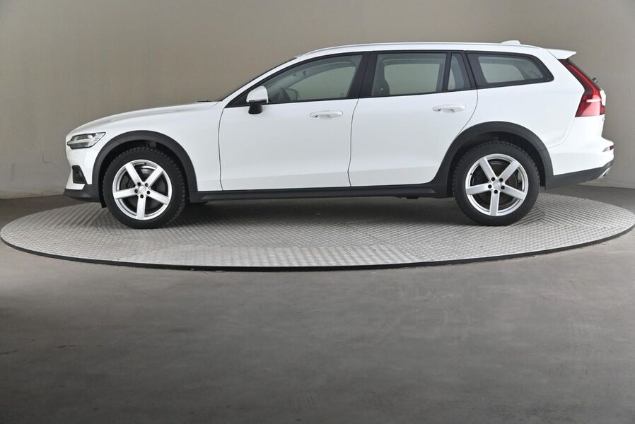 Volvo V60 Cross Country vaihtoauto