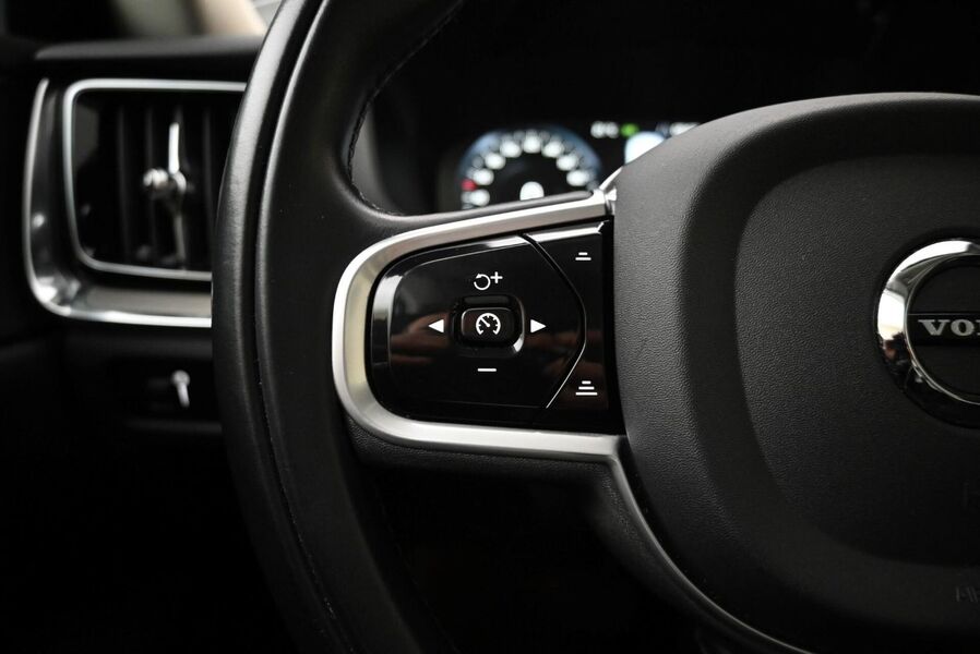 Volvo V60 Cross Country vaihtoauto