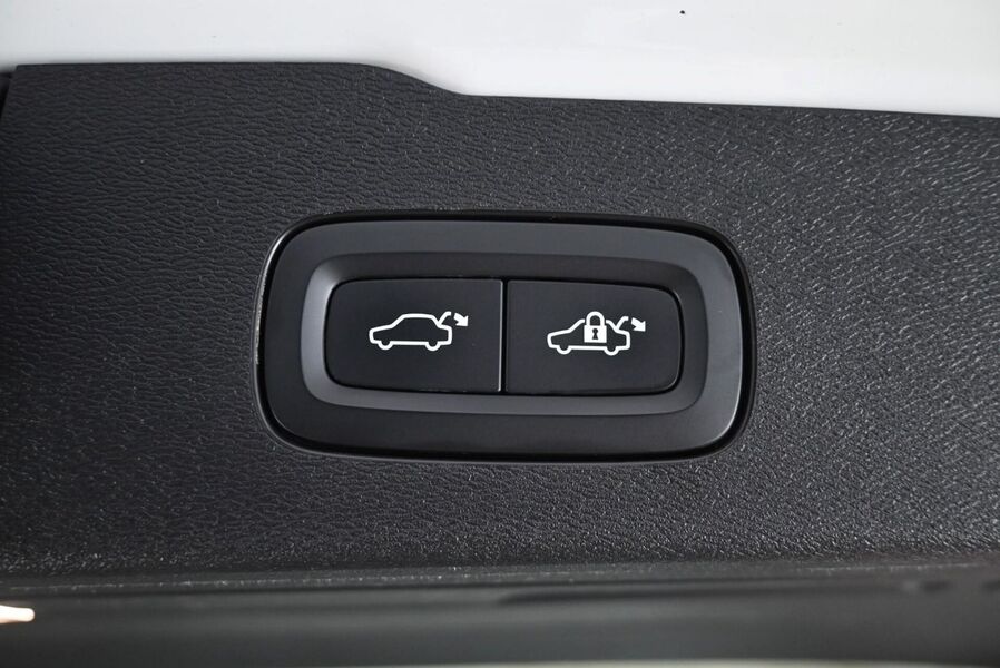 Volvo V60 Cross Country vaihtoauto