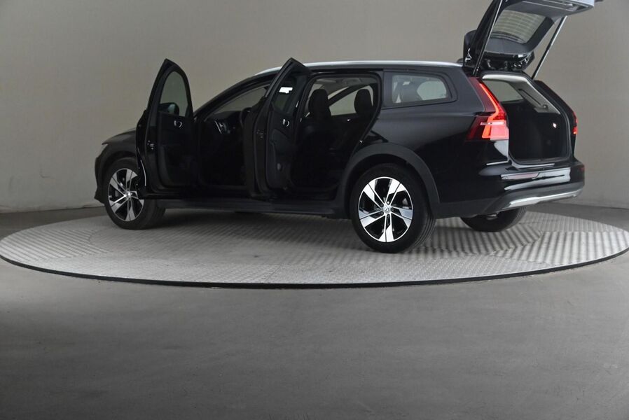 Volvo V60 Cross Country vaihtoauto