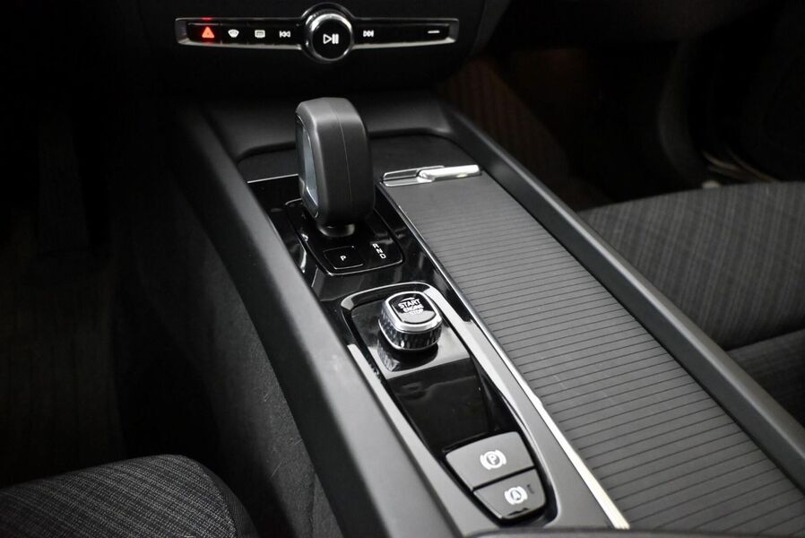 Volvo V60 Cross Country vaihtoauto