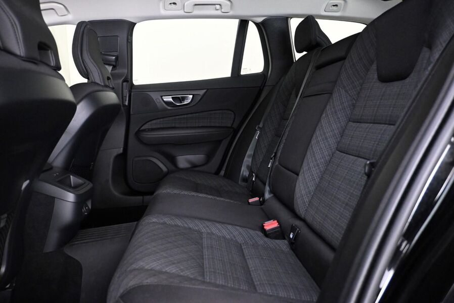 Volvo V60 Cross Country vaihtoauto