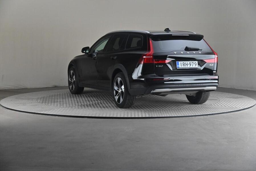 Volvo V60 Cross Country vaihtoauto