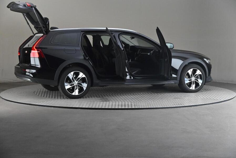 Volvo V60 Cross Country vaihtoauto