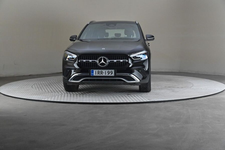 Mercedes-Benz GLA vaihtoauto