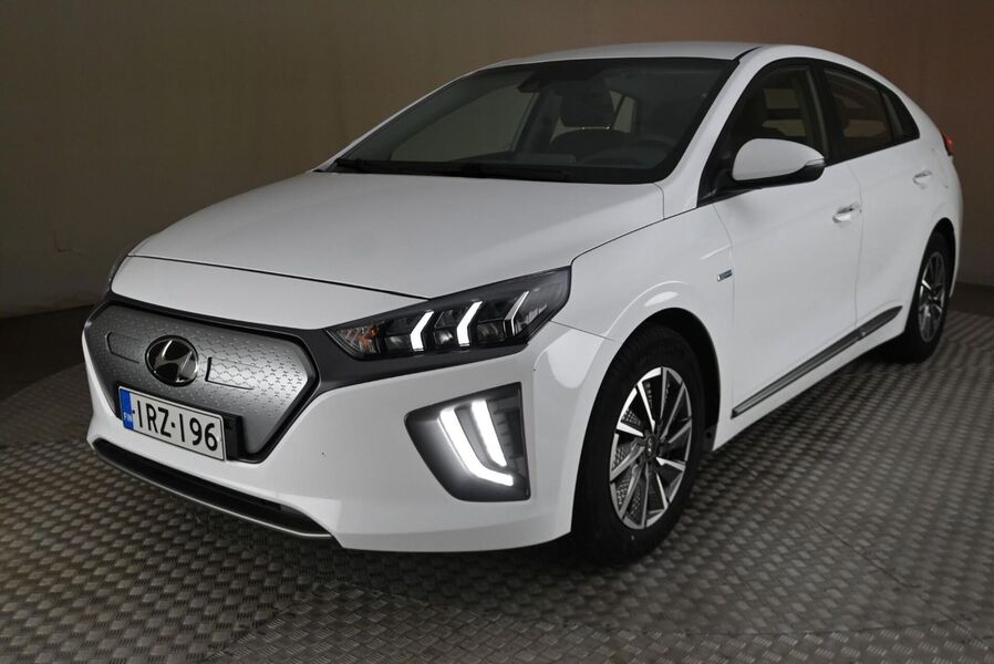 Hyundai IONIQ electric vaihtoauto