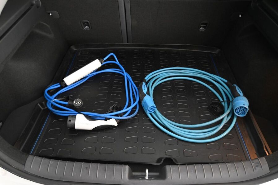 Hyundai IONIQ electric vaihtoauto