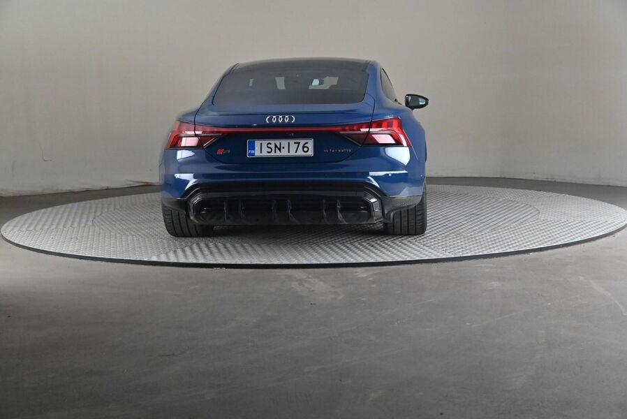 Audi e-tron GT vaihtoauto