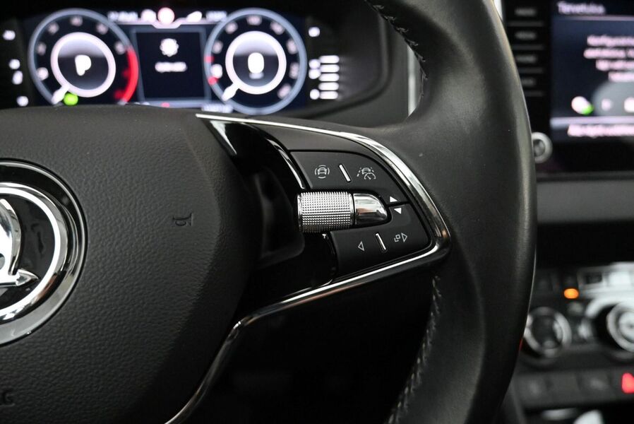 Skoda Karoq vaihtoauto