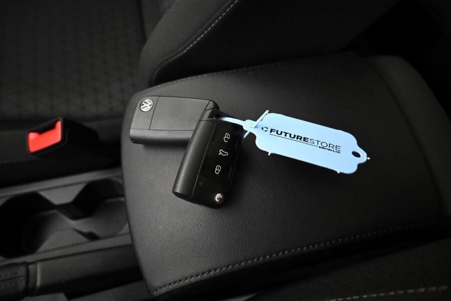 Volkswagen T-Cross vaihtoauto