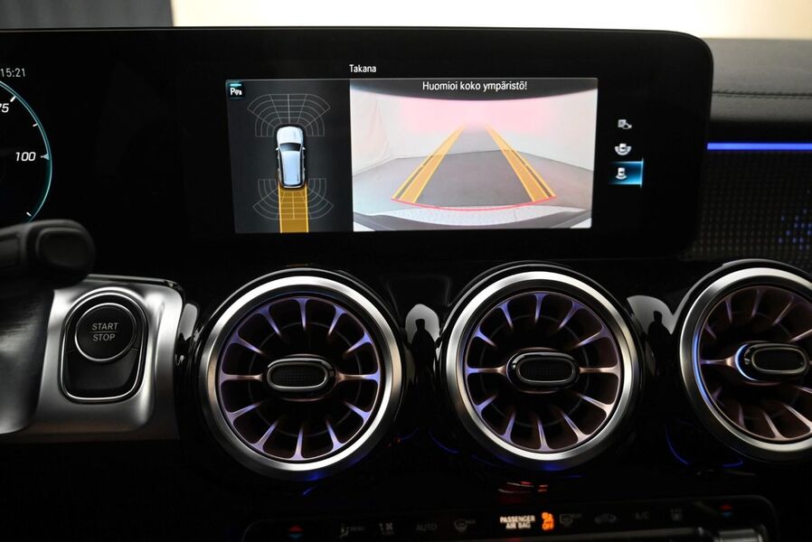 Mercedes-Benz EQB vaihtoauto