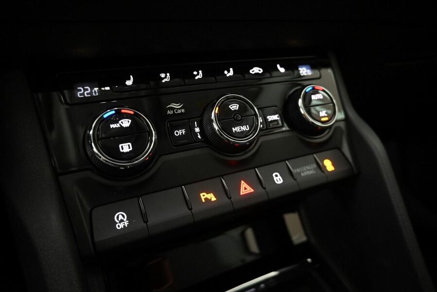 Skoda Karoq vaihtoauto