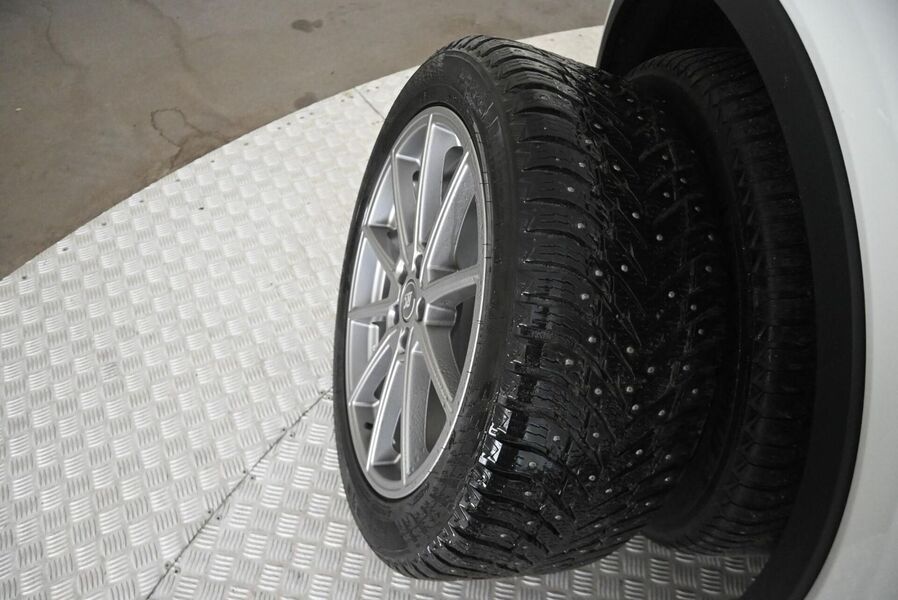 Volvo C40 vaihtoauto