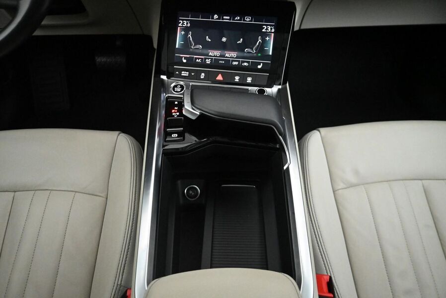 Audi Q8 e-tron vaihtoauto