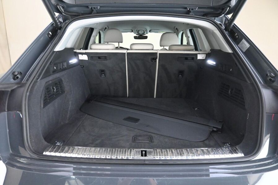 Audi Q8 e-tron vaihtoauto