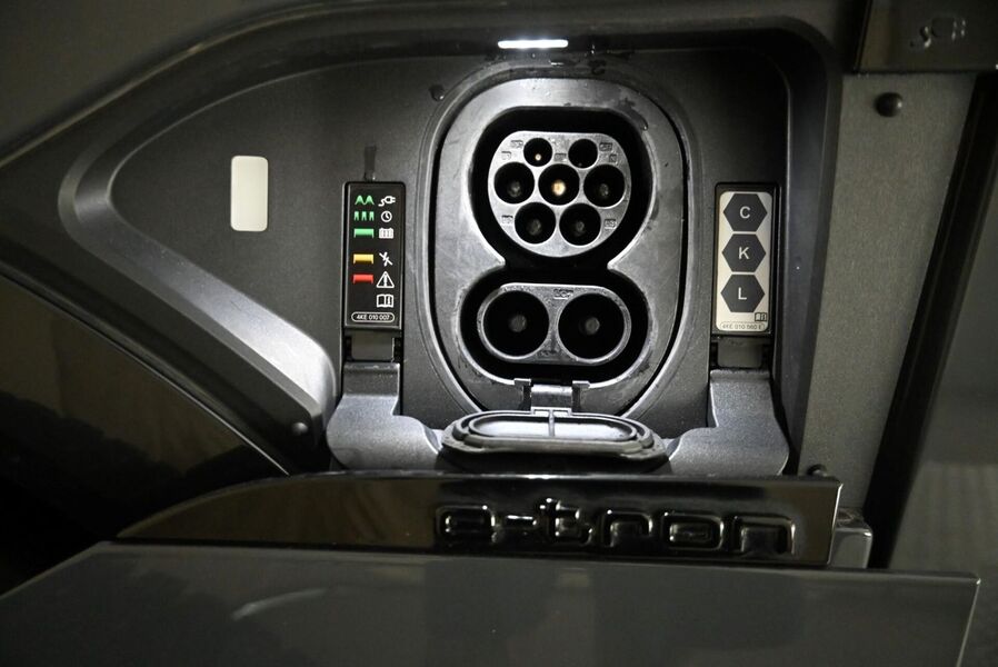 Audi Q8 e-tron vaihtoauto