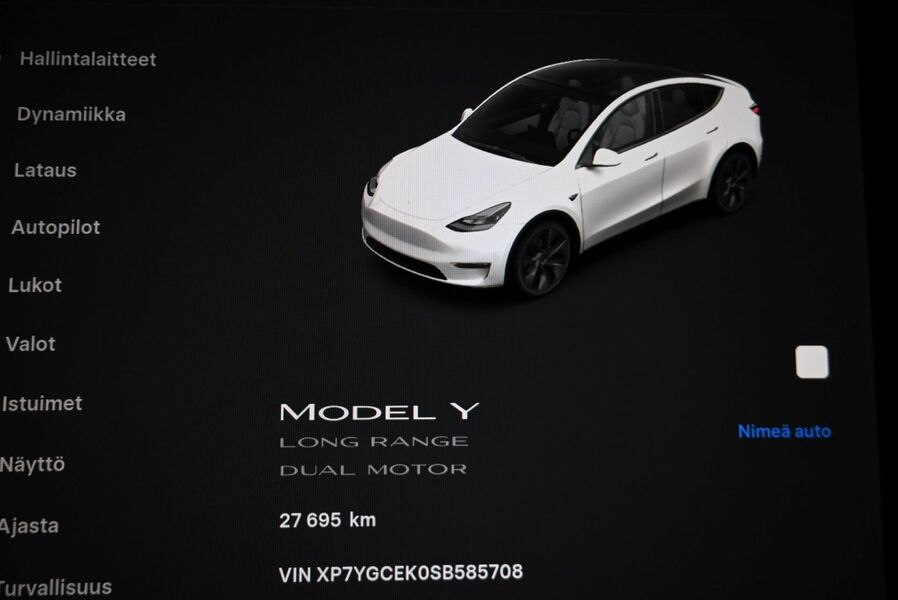 Tesla Model Y vaihtoauto