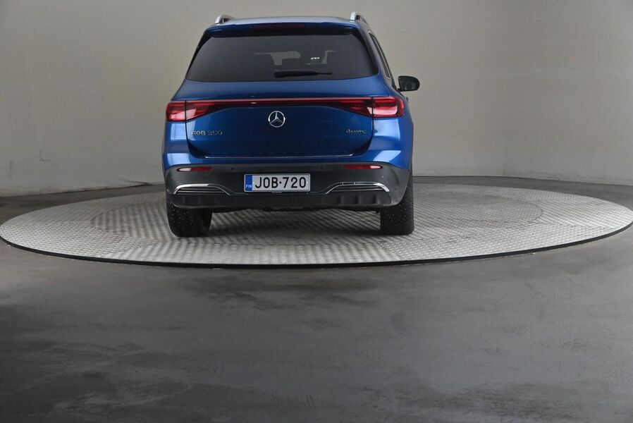 Mercedes-Benz EQB vaihtoauto