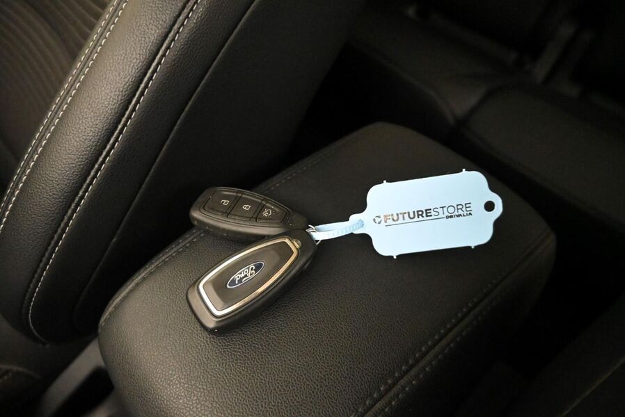 Ford Kuga vaihtoauto