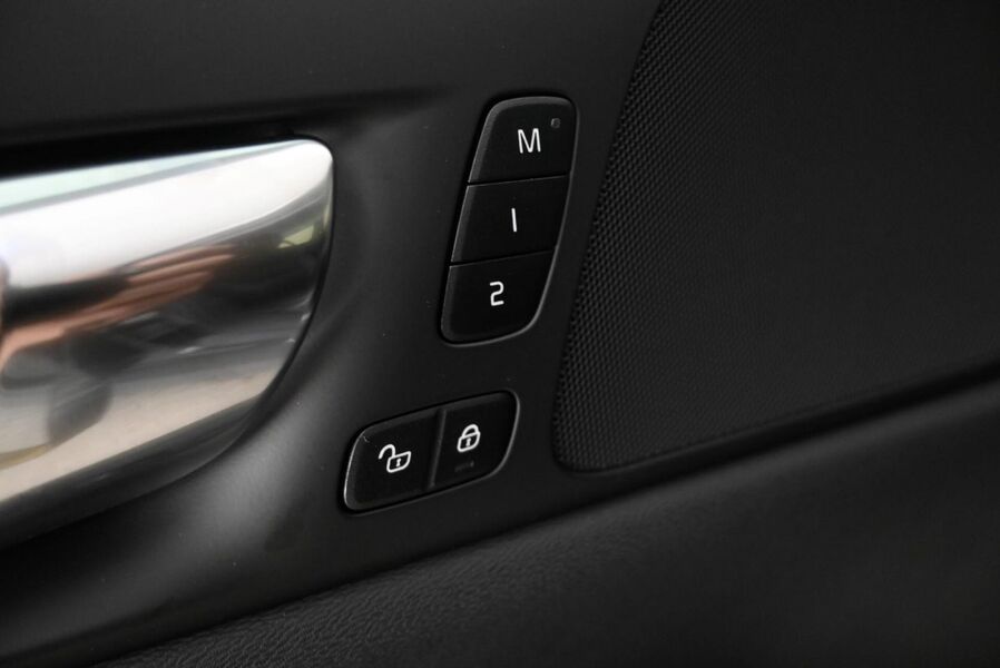 Volvo V60 Cross Country vaihtoauto