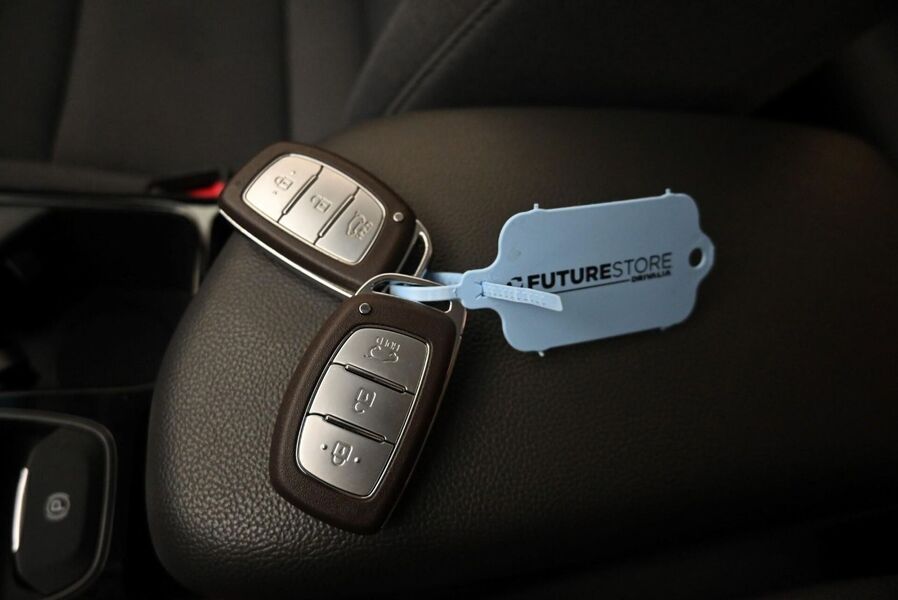 Hyundai IONIQ electric vaihtoauto