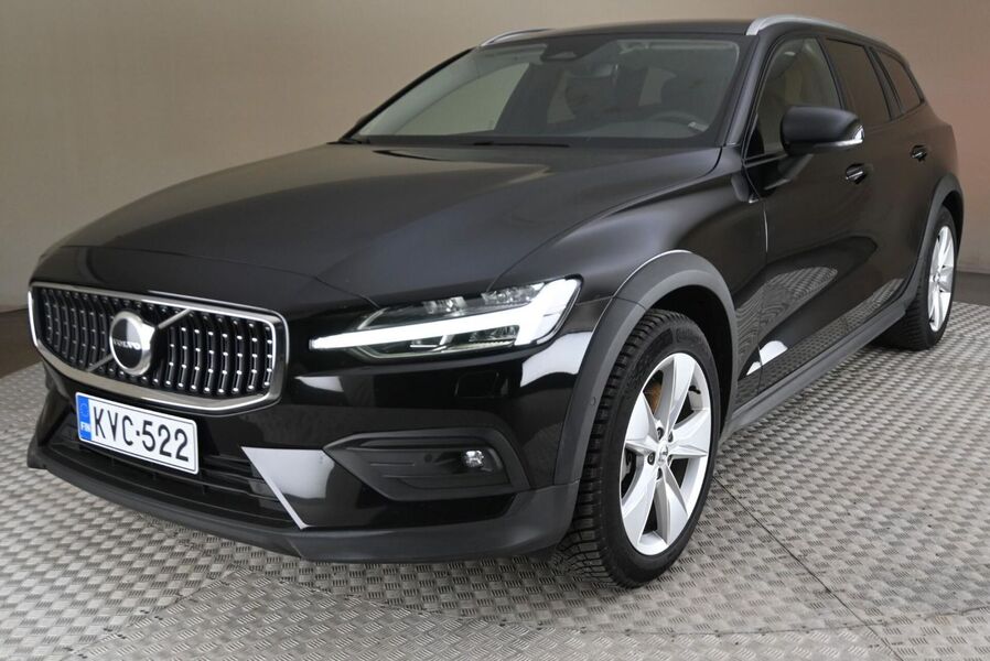 Volvo V60 Cross Country vaihtoauto