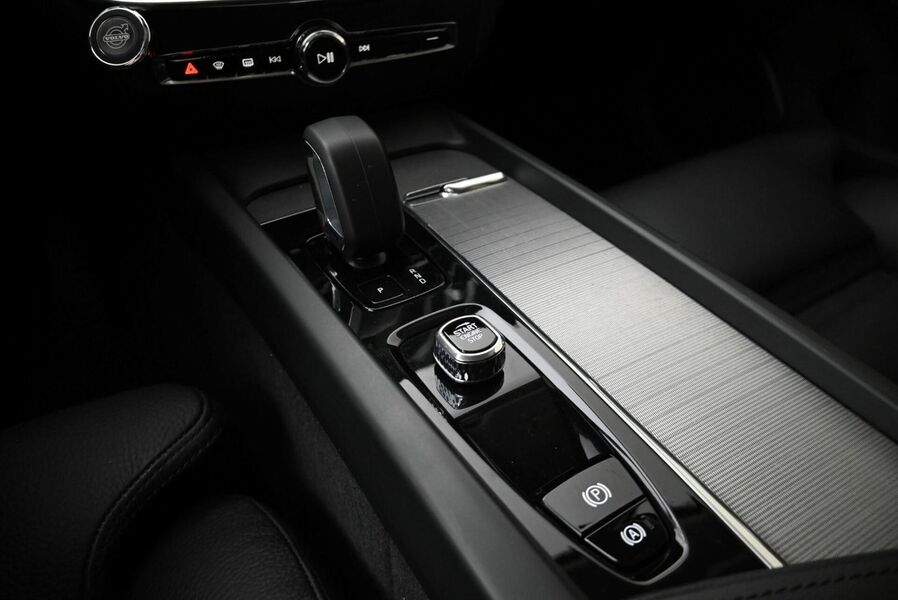 Volvo V60 Cross Country vaihtoauto