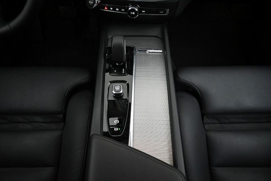 Volvo V60 Cross Country vaihtoauto