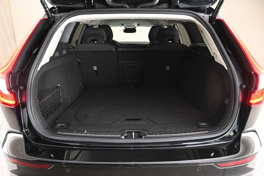 Volvo V60 Cross Country vaihtoauto