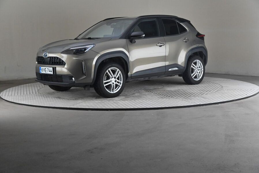 Toyota Yaris Cross vaihtoauto