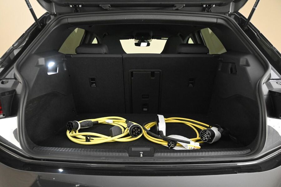 Cupra Born vaihtoauto