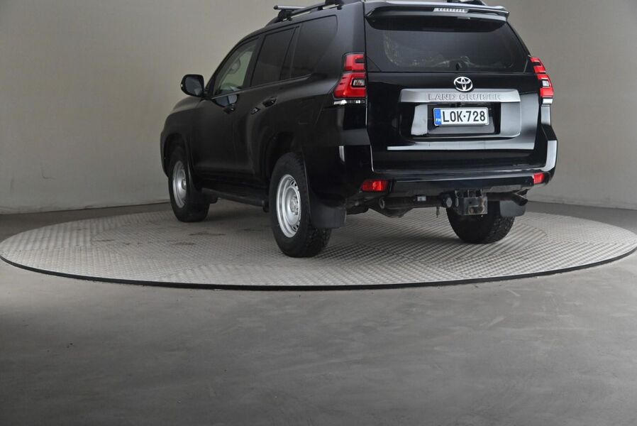 Toyota Land Cruiser vaihtoauto