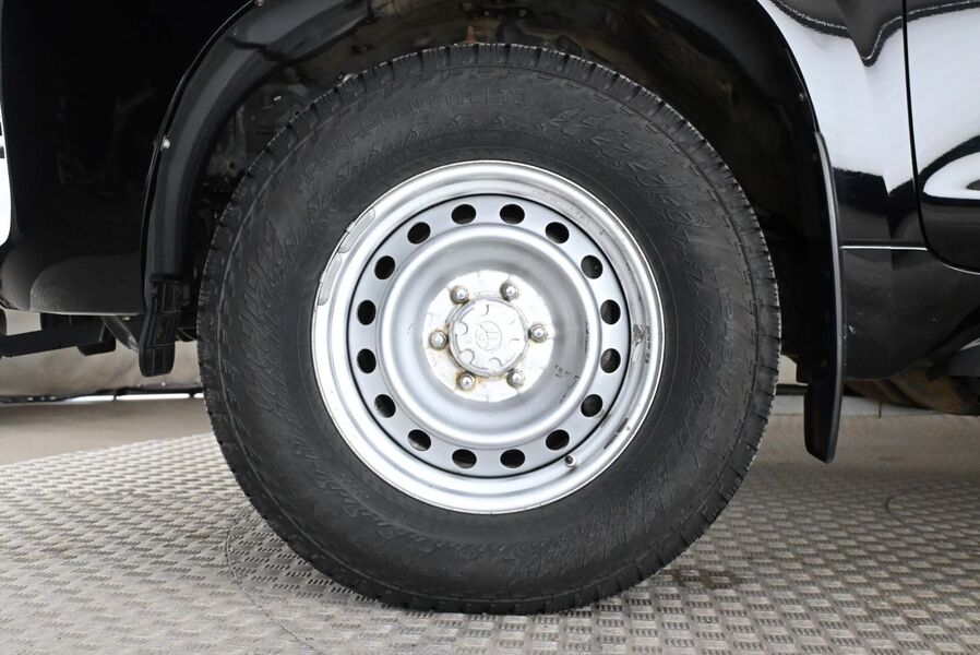 Toyota Land Cruiser vaihtoauto