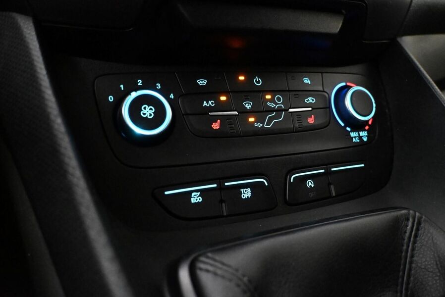 Ford Transit Connect vaihtoauto