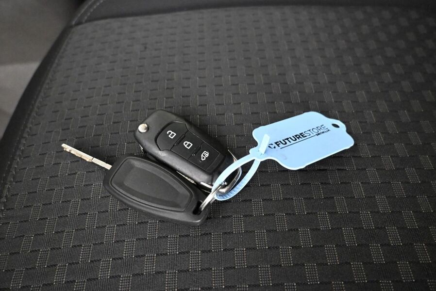 Ford Transit Connect vaihtoauto