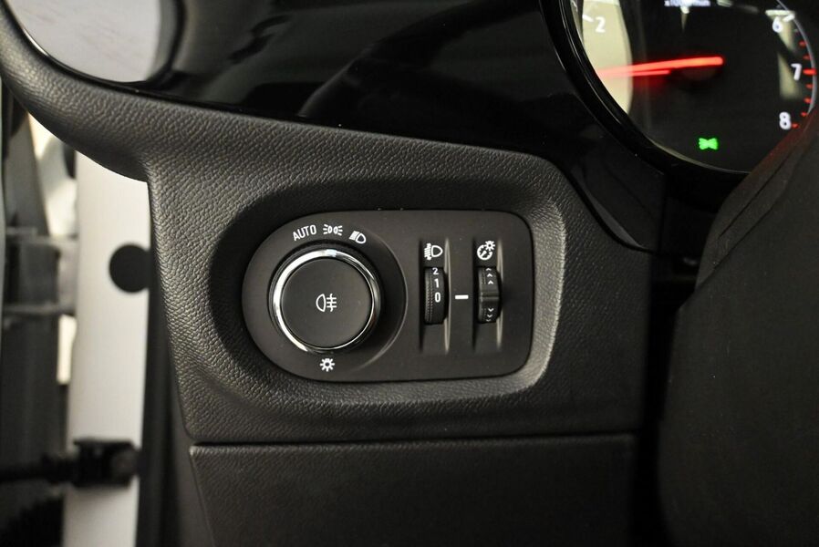 Opel Corsa vaihtoauto