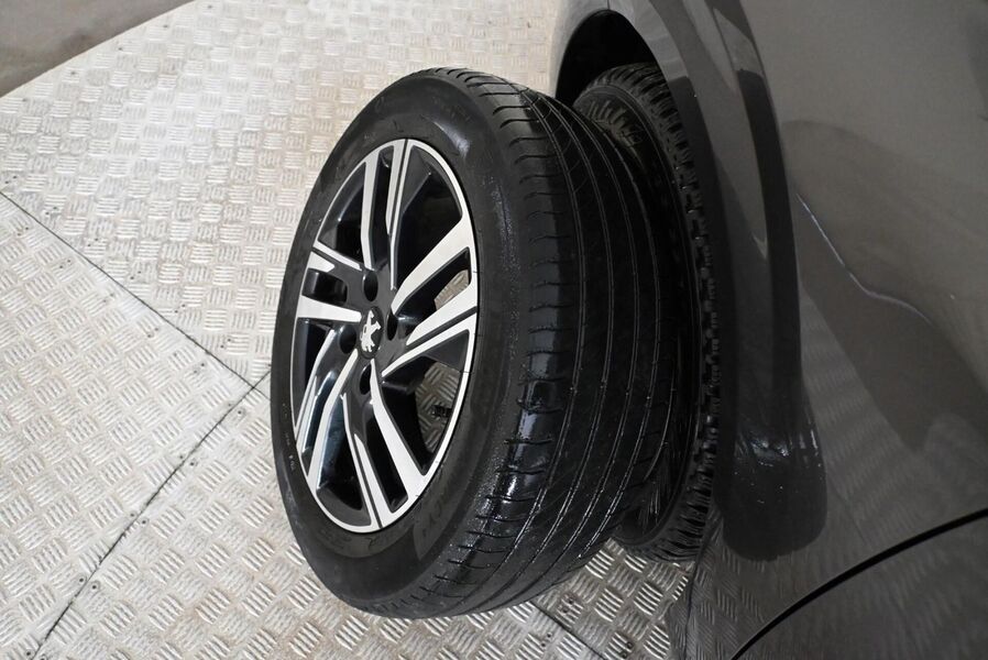 Peugeot 208 vaihtoauto