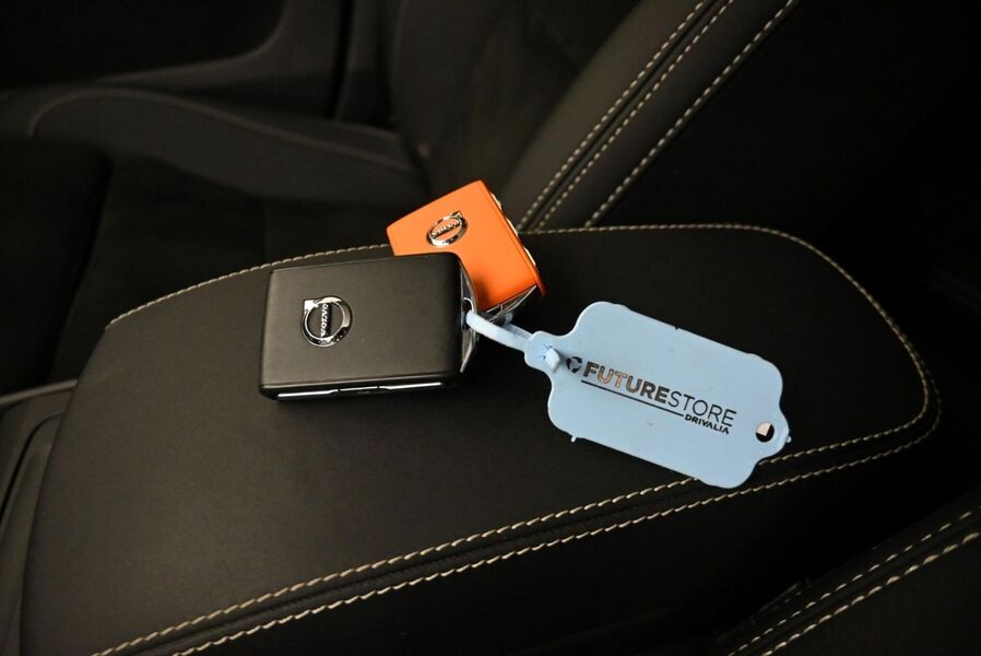 Volvo C40 vaihtoauto