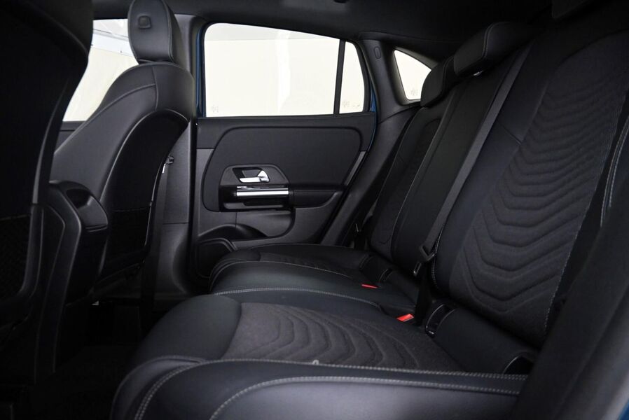 Mercedes-Benz GLA vaihtoauto