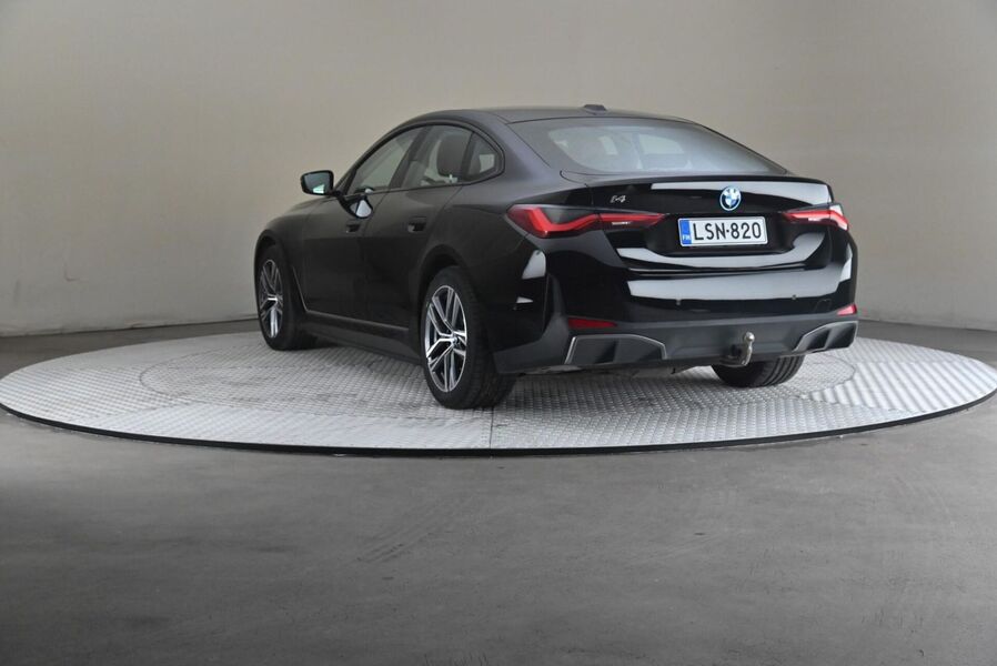 BMW i4 vaihtoauto