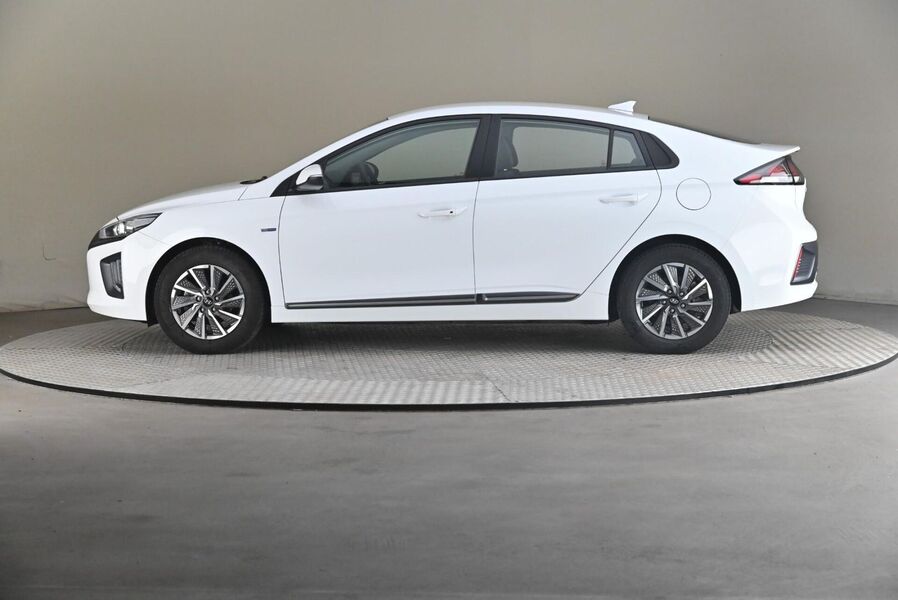 Hyundai IONIQ electric vaihtoauto