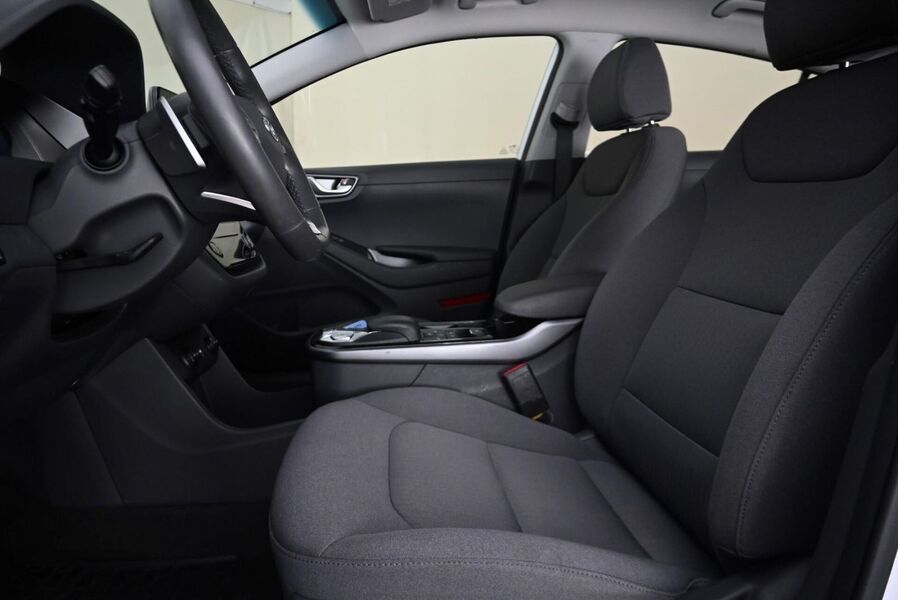 Hyundai IONIQ electric vaihtoauto