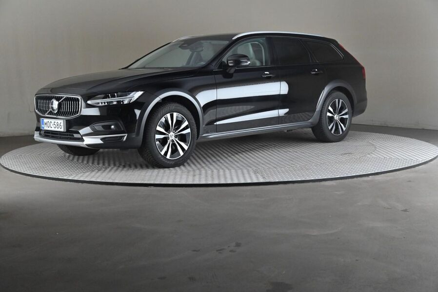 Volvo V90 Cross Country vaihtoauto