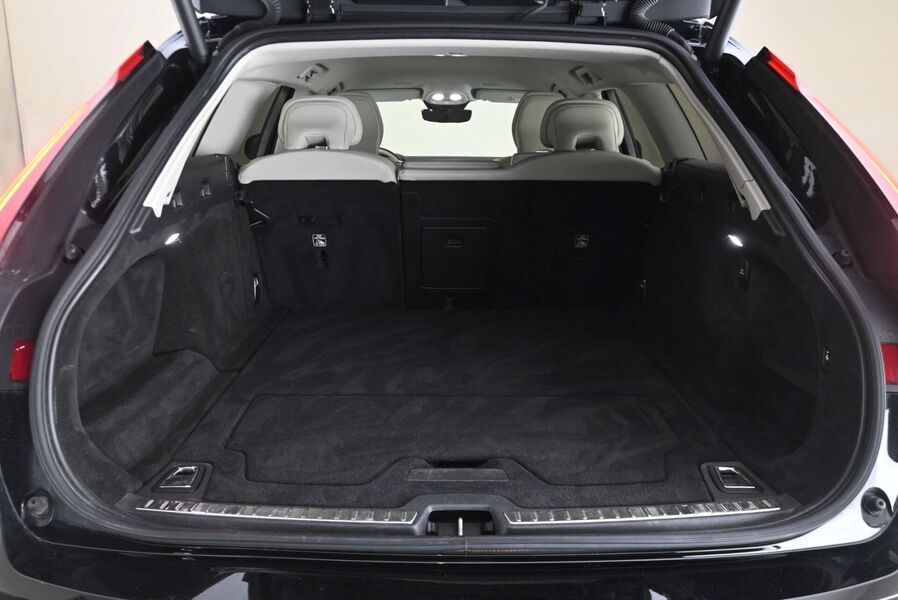 Volvo V90 Cross Country vaihtoauto