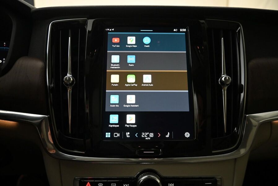 Volvo V90 Cross Country vaihtoauto